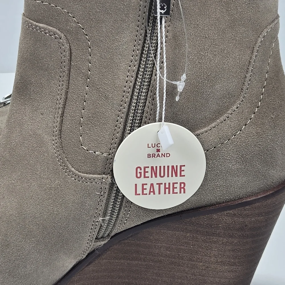 Lucky Brand Wadier Taupe Suede Wedge Ankle Cowboy Boots Booties Women's Size 9